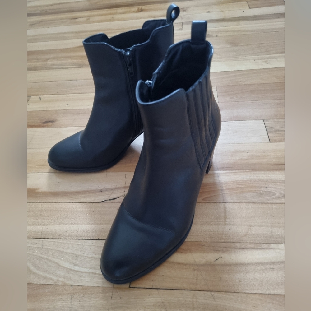 Daniel Hechter Real Leather Black Ankle Boots
